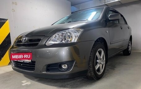 Toyota Corolla, 2005 год, 650 000 рублей, 15 фотография