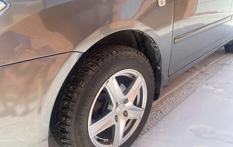Toyota Corolla, 2005 год, 650 000 рублей, 28 фотография