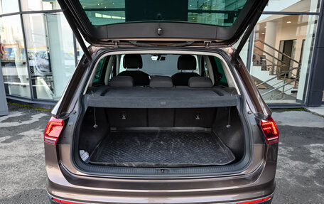 Volkswagen Tiguan II, 2018 год, 2 850 000 рублей, 6 фотография