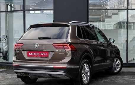 Volkswagen Tiguan II, 2018 год, 2 850 000 рублей, 4 фотография
