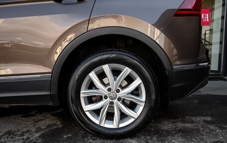 Volkswagen Tiguan II, 2018 год, 2 850 000 рублей, 20 фотография