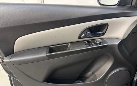 Chevrolet Cruze II, 2014 год, 899 800 рублей, 7 фотография