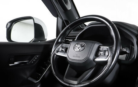 Toyota Land Cruiser, 2021 год, 8 290 000 рублей, 13 фотография