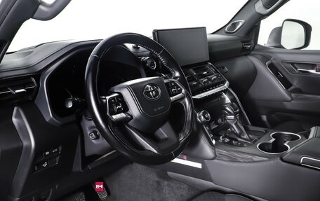 Toyota Land Cruiser, 2021 год, 8 290 000 рублей, 15 фотография