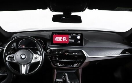 BMW 5 серия, 2020 год, 4 750 000 рублей, 14 фотография