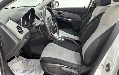 Chevrolet Cruze II, 2014 год, 820 000 рублей, 9 фотография