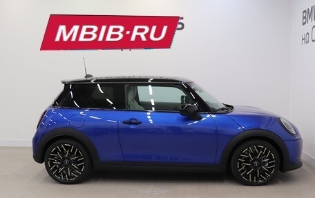 MINI Hatch, 2024 год, 6 000 000 рублей, 6 фотография