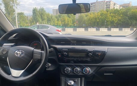 Toyota Corolla, 2013 год, 1 150 000 рублей, 15 фотография