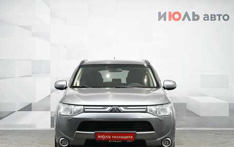 Mitsubishi Outlander III рестайлинг 3, 2012 год, 1 550 000 рублей, 2 фотография
