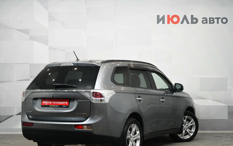 Mitsubishi Outlander III рестайлинг 3, 2012 год, 1 550 000 рублей, 7 фотография
