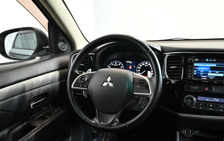 Mitsubishi Outlander III рестайлинг 3, 2012 год, 1 550 000 рублей, 18 фотография