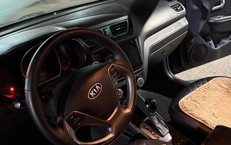 KIA Rio III рестайлинг, 2016 год, 910 000 рублей, 17 фотография