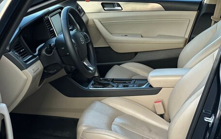 Hyundai Sonata VII, 2017 год, 1 800 000 рублей, 10 фотография