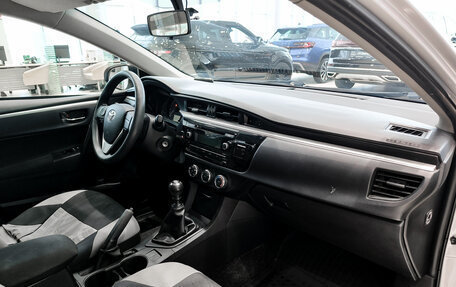 Toyota Corolla, 2014 год, 1 138 000 рублей, 13 фотография