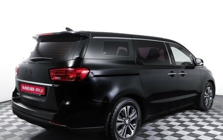 KIA Carnival III, 2018 год, 2 749 000 рублей, 5 фотография