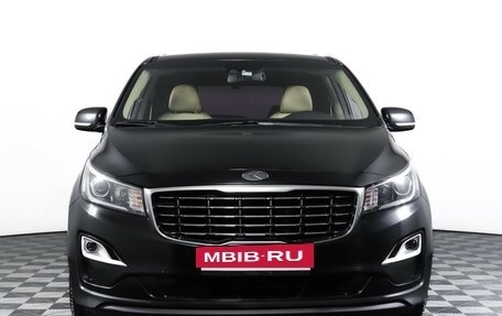 KIA Carnival III, 2018 год, 2 749 000 рублей, 2 фотография