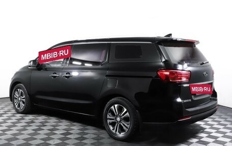 KIA Carnival III, 2018 год, 2 749 000 рублей, 7 фотография