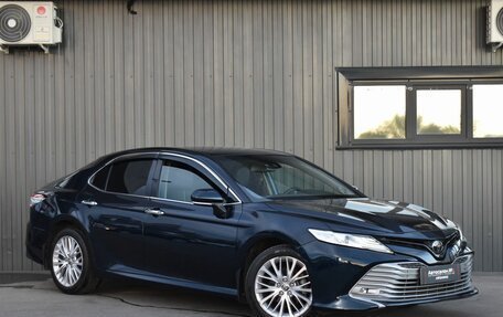 Toyota Camry, 2020 год, 2 399 999 рублей, 7 фотография