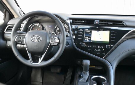 Toyota Camry, 2020 год, 2 399 999 рублей, 16 фотография