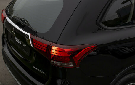 Mitsubishi Outlander III рестайлинг 3, 2017 год, 1 448 000 рублей, 2 фотография