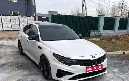 KIA Optima IV, 2018 год, 2 350 000 рублей, 1 фотография