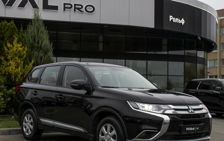 Mitsubishi Outlander III рестайлинг 3, 2017 год, 1 448 000 рублей, 22 фотография