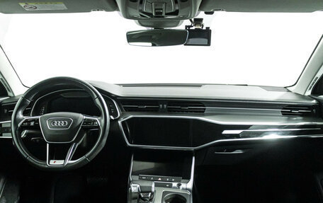 Audi A6, 2019 год, 3 270 000 рублей, 13 фотография