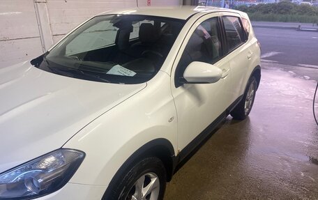 Nissan Qashqai, 2011 год, 890 000 рублей, 2 фотография