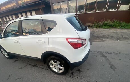 Nissan Qashqai, 2011 год, 890 000 рублей, 4 фотография