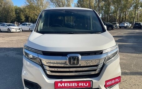 Honda Stepwgn IV, 2020 год, 2 575 000 рублей, 8 фотография