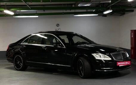 Mercedes-Benz S-Класс, 2010 год, 1 725 000 рублей, 2 фотография