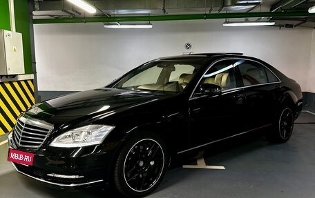 Mercedes-Benz S-Класс, 2010 год, 1 725 000 рублей, 20 фотография
