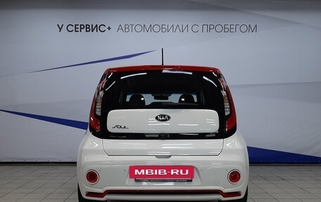KIA Soul II рестайлинг, 2018 год, 1 590 000 рублей, 4 фотография