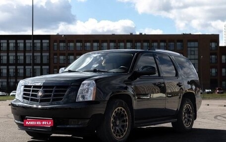 Cadillac Escalade III, 2007 год, 1 690 000 рублей, 3 фотография