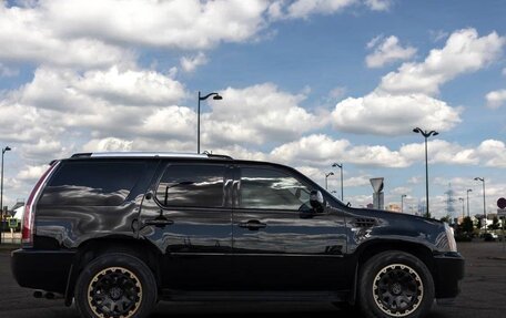 Cadillac Escalade III, 2007 год, 1 690 000 рублей, 8 фотография