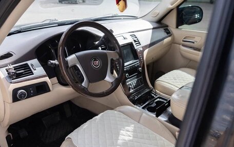 Cadillac Escalade III, 2007 год, 1 690 000 рублей, 12 фотография