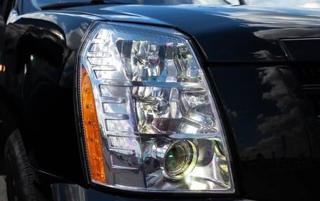 Cadillac Escalade III, 2007 год, 1 690 000 рублей, 14 фотография