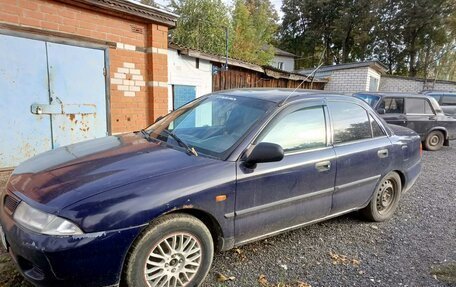 Mitsubishi Carisma I, 1998 год, 180 000 рублей, 4 фотография