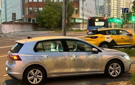 Volkswagen Golf VIII, 2020 год, 1 830 000 рублей, 16 фотография