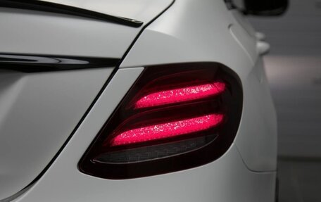 Mercedes-Benz E-Класс, 2021 год, 4 600 000 рублей, 6 фотография