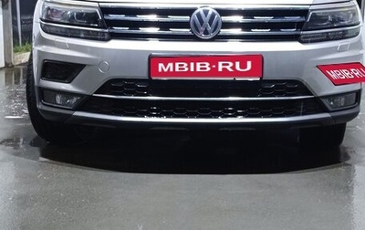 Volkswagen Tiguan II, 2018 год, 2 749 000 рублей, 1 фотография