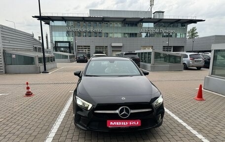 Mercedes-Benz A-Класс, 2020 год, 2 550 000 рублей, 1 фотография
