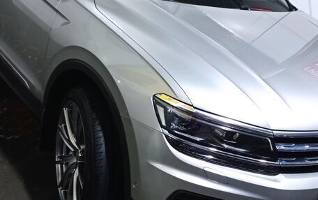 Volkswagen Tiguan II, 2018 год, 2 749 000 рублей, 3 фотография