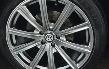 Volkswagen Tiguan II, 2018 год, 2 749 000 рублей, 7 фотография