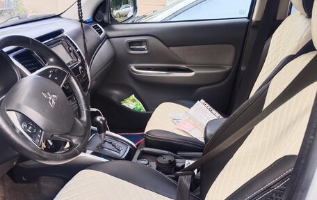 Mitsubishi L200 IV рестайлинг, 2015 год, 1 450 000 рублей, 4 фотография