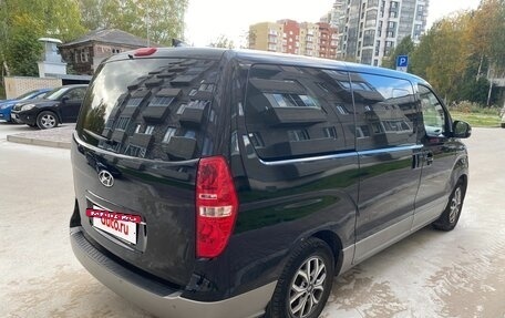 Hyundai H-1 II рестайлинг, 2019 год, 3 200 000 рублей, 4 фотография