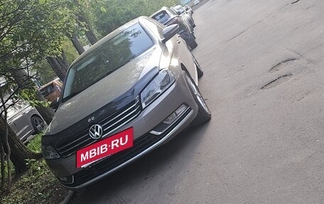 Volkswagen Passat B7, 2012 год, 1 199 000 рублей, 2 фотография