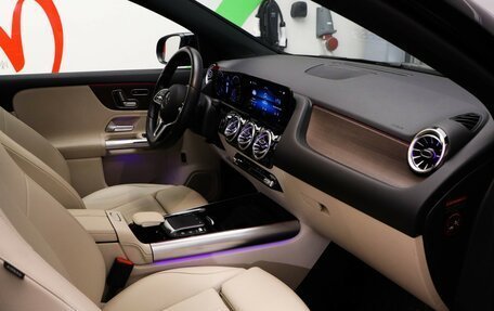 Mercedes-Benz GLA, 2021 год, 3 500 000 рублей, 26 фотография