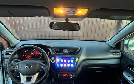 KIA Rio III рестайлинг, 2013 год, 830 000 рублей, 11 фотография