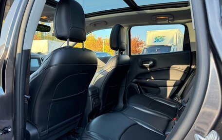 Jeep Compass II, 2020 год, 2 500 000 рублей, 19 фотография